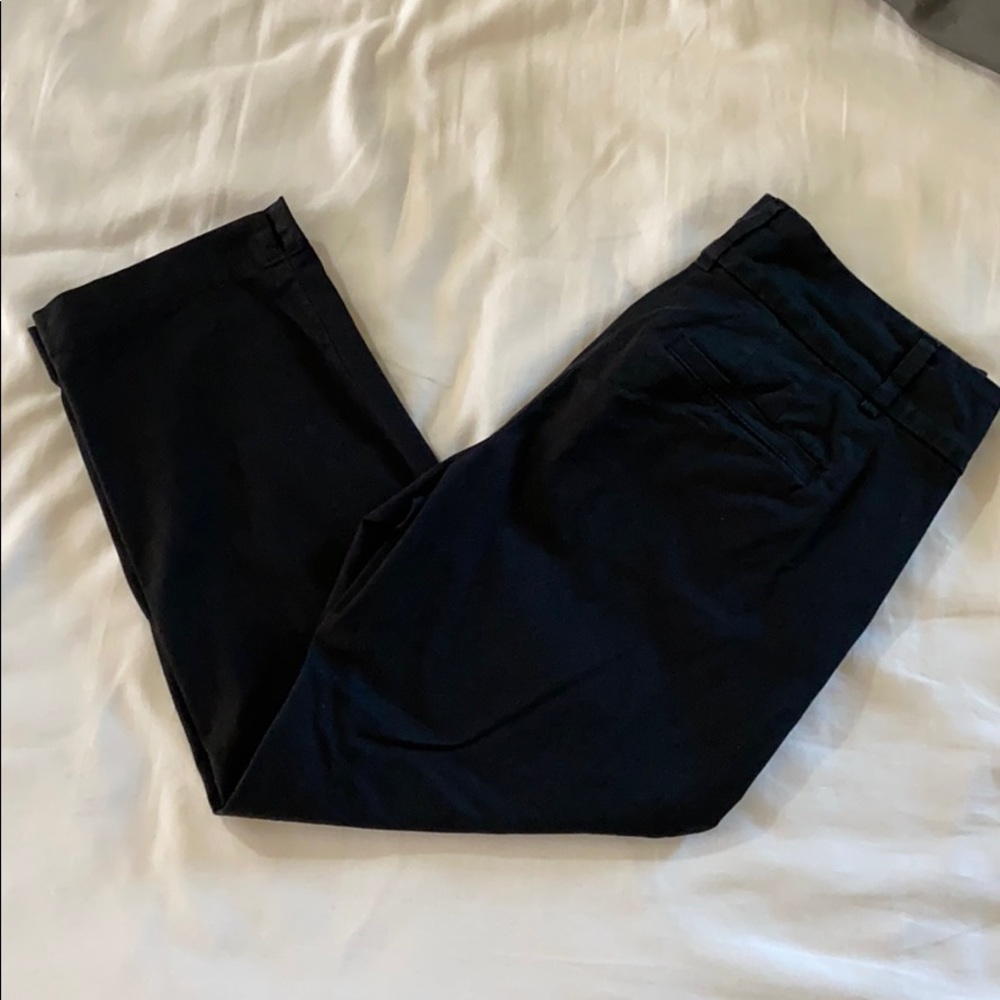 Black Loft capris